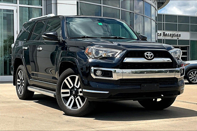 2016 Toyota 4Runner SR5 V6 5A in Cars & Trucks in Mississauga / Peel Region - Image 3
