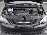 This Chrysler Grand Caravan has a trusty Regular Unleaded V-6 3.6 L/220 engine powering this Automat... (image 6)