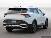 Command the road in this 2023 Kia Sportage LX, boasting impressive fuel efficiency and a surprisingl... (image 4)