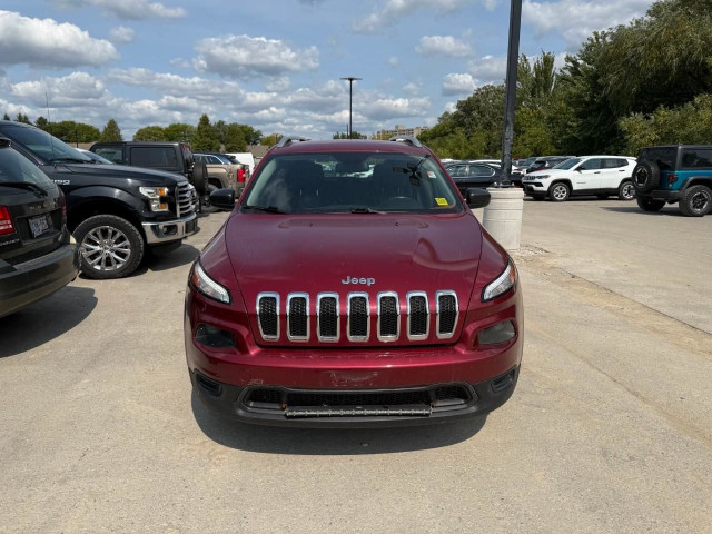 2015 Jeep Cherokee Sport LOW MILEAGE | KEYLESS ENTRY | POWER... in Cars & Trucks in London - Image 2