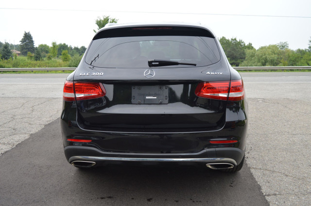 2016 Mercedes-Benz GLC-class 4MATIC 4dr GLC 300 in Cars & Trucks in Markham / York Region - Image 4