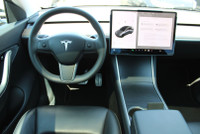 ONE OWNER NO ACCIDENT Dual Motor AWD DON'T PAY EXTRA FOR SAFETY CERTIFICATION Elevate Your Drive Wit... (image 9)