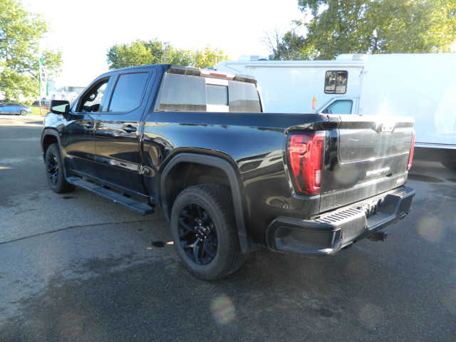2019 GMC C/K 1500 SIERRA  AT4 4X4 CREW CAB SHROT BOX/ BLACK ON B in Cars & Trucks in Edmonton - Image 3