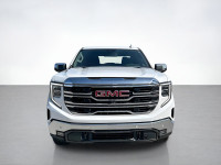 Powered by innovation, our used 2022 GMC Sierra 1500 SLT Crew Cab short box 4X4 delivers what you de... (image 7)