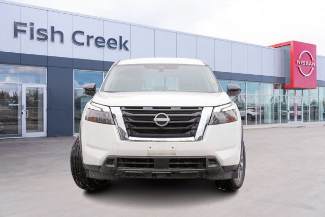 2023 Nissan Pathfinder S | No Accidents | Low Kilometers in Cars & Trucks in Calgary - Image 2