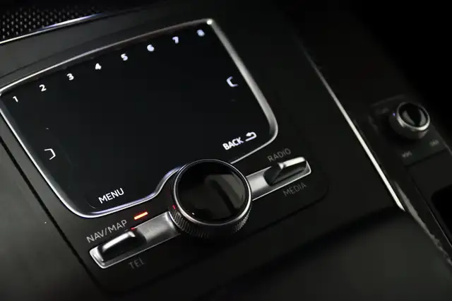 2020 Audi SQ5 Progressiv / Black optics / Carbon / Int. Rouge/ C in Cars & Trucks in Longueuil / South Shore - Image 27