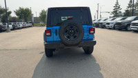 This 2025 JEEP WRANGLER 4-DOOR SPORT has the following options Cloth Low-Back Bucket Seats, Apple Ca... (image 7)