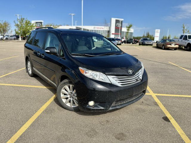 2014 Toyota Sienna XLE 7-Pass AWD | Leather Seats in Cars & Trucks in Edmonton - Image 3