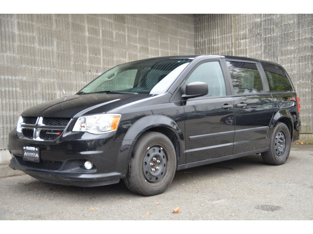 2016 Dodge Grand Caravan 4dr Wgn Canada Value Package in Cars & Trucks in Burnaby/New Westminster - Image 2