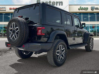 This Jeep Wrangler has a strong Regular Unleaded V-6 3.6 L/220 engine powering this Automatic transm... (image 4)