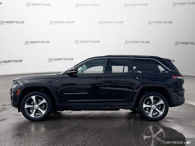 2022 Jeep Grand Cherokee 4xe BASE in Cars & Trucks in Ottawa - Image 3
