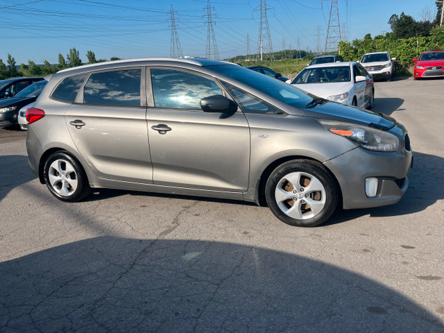 2014 Kia Rondo LX * 5 PASSAGERS - BIEN ÉQUIPÉ * in Cars & Trucks in Laval / North Shore - Image 4