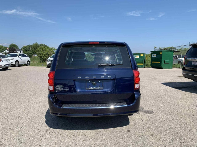 2015 Dodge Grand Caravan CANADA VALUE PACKAGE in Cars & Trucks in London - Image 4