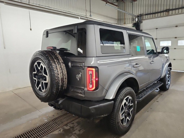 2022 Ford Bronco Outer Banks 4dr 314A in Cars & Trucks in Medicine Hat - Image 3