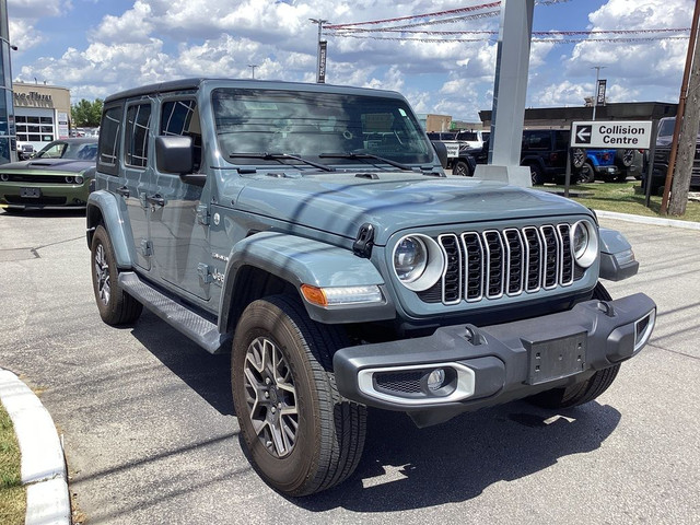 2024 Jeep Wrangler SAHARA | LEATHER | CARPLAY | UCONNECT in Cars & Trucks in Mississauga / Peel Region - Image 4