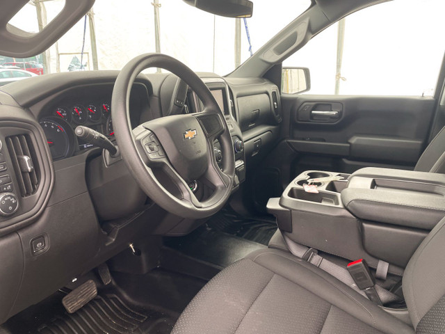 2023 Chevrolet Silverado 1500 WT CREW 4X4 *GR REMORQ* CARPLAY RE in Cars & Trucks in Laurentides - Image 3