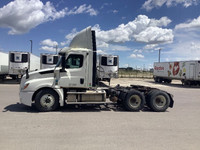2019 FREIGHTLINER T12664ST TADC TRACTOR; Heavy Duty Trucks - CONVENTIONAL W/O SLEEPER;Purchase your... (image 3)