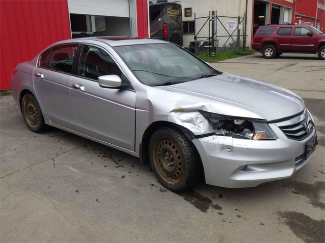 2011 Honda Accord Sedan EX-L in Cars & Trucks in Barrie - Image 2