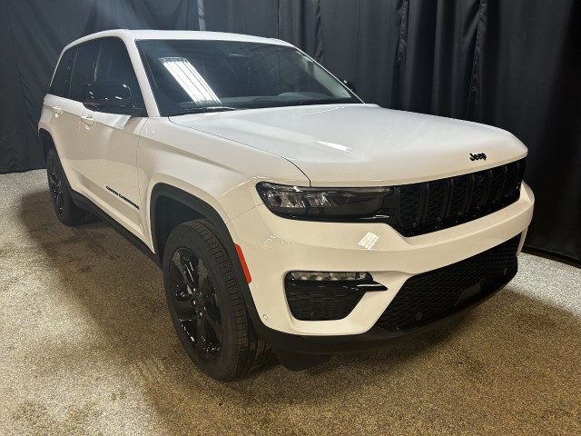 2024 Jeep Grand Cherokee Limited in Cars & Trucks in Edmonton