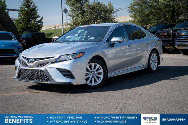 2018 Toyota Camry SE CLEAN CARFAX | LOW KM in Cars & Trucks in Calgary - Image 3