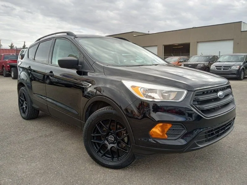 2017 Ford Escape S $18900 or $137 bi-weekly