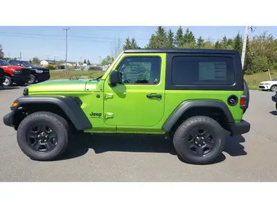 TRANSMISSION: 6-SPEED MANUAL (STD),BLACK 3-PIECE HARD TOP -inc: Freedom Panel Storage Bag Rear Windo...