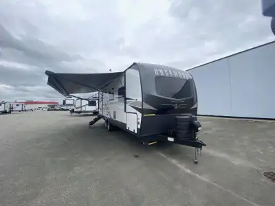 Forest River Rockwood Ultra Lite travel trailer 2606WS highlights: Rear Bath Theater Seating Booth D...