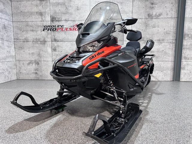 2021 Ski-Doo Expedition SWT 900 ACE Turbo | 24po 4-temps in Snowmobiles in Saguenay - Image 3