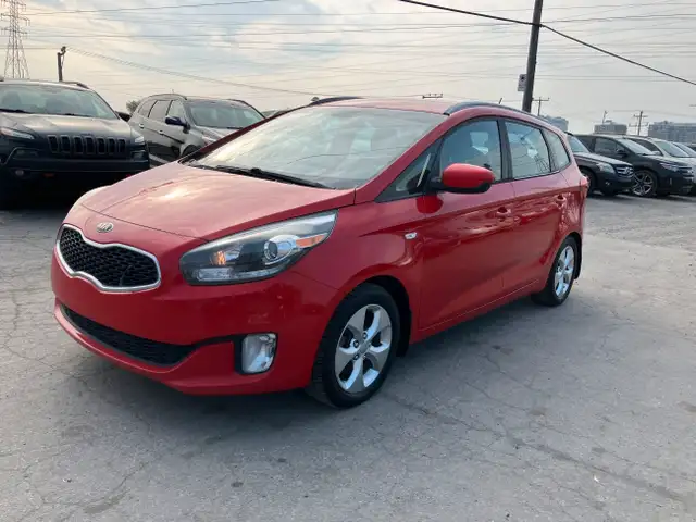 2015 Kia Rondo LX in Cars & Trucks in Laval / North Shore - Image 2
