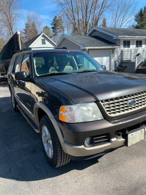 2005 Ford Explorer Eddie Bauer