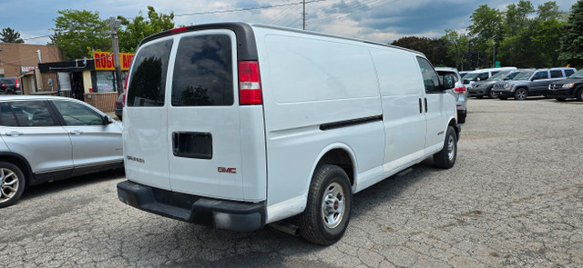 2004 GMC Savana Cargo Van 3500 EXTENDED Full Open cargo space! in Cars & Trucks in Mississauga / Peel Region - Image 4