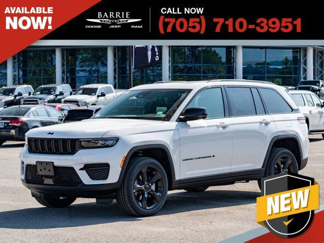 2024 Jeep Grand Cherokee Altitude in Cars & Trucks in Barrie