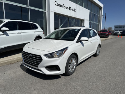 2020 HYUNDAI ACCENT PREFERED* CARPLAY* CAMERA* SIEGES CHAUFF* A/