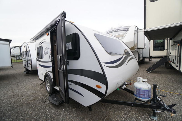 2024 ProLite Mini w/hardshell awning in Travel Trailers & Campers in Stratford - Image 2