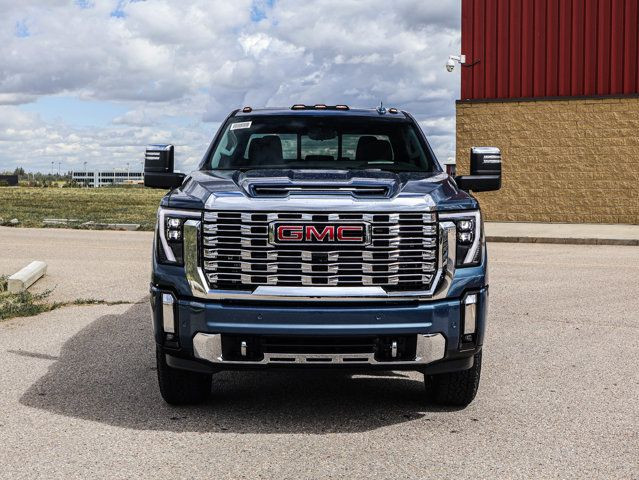 2025 GMC Sierra 3500HD Denali in Cars & Trucks in Strathcona County - Image 3