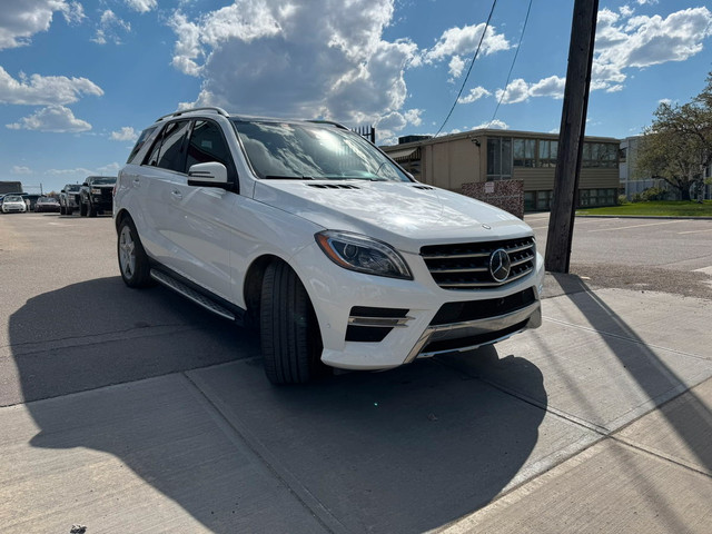 2015 Mercedes-Benz M-Class ML400 4MATIC in Cars & Trucks in Calgary - Image 4