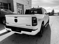 This Ram 1500 has a powerful Gas/Electric V-8 5.7 L/345 engine powering this Automatic transmission.... (image 3)