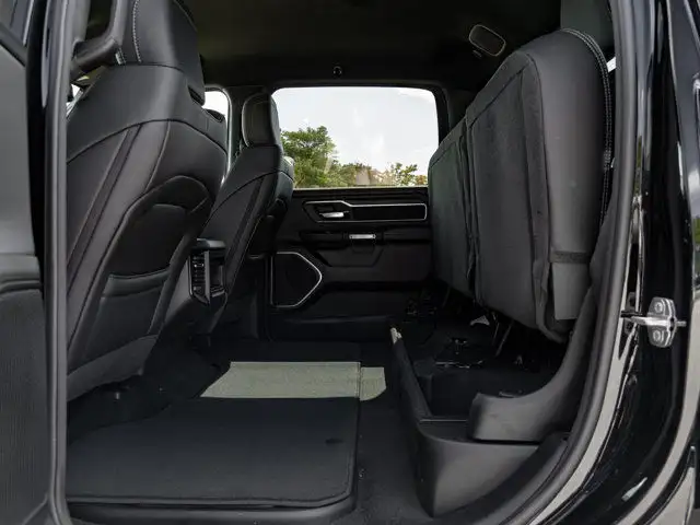 2025 Ram 1500 Sport dans Autos et camions dans Barrie - Image 34
