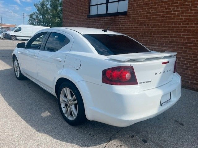 2013 Dodge Avenger 4dr Sdn SXT in Cars & Trucks in Oakville / Halton Region - Image 2
