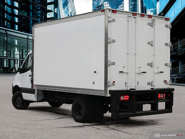 2023 Mercedes-Benz Sprinter 3500 3500 | AWD | 14 FT INSULATED BO in Cars & Trucks in City of Toronto - Image 4