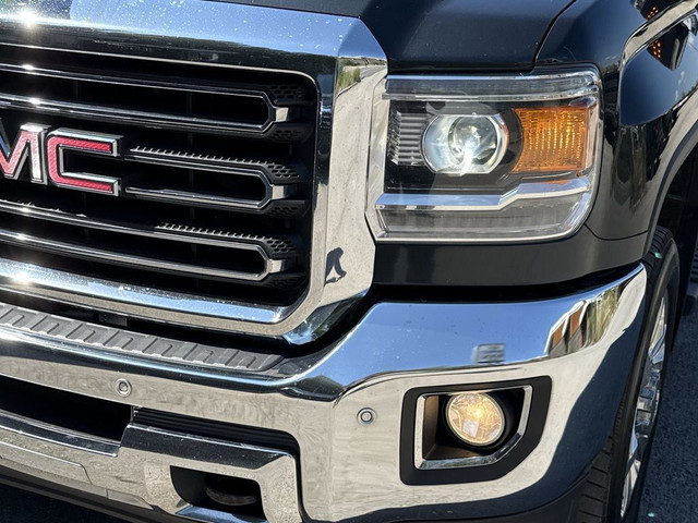 2017 GMC Sierra 2500HD SLT in Cars & Trucks in Banff / Canmore - Image 3
