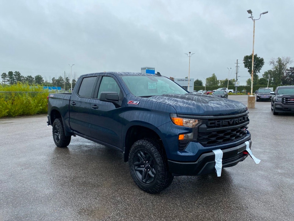 2022 Chevrolet Silverado 1500 CUSTOM TRAIL BOSS