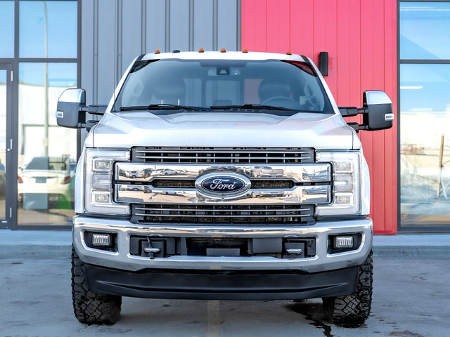  2017 Ford F-350 Lariat Super Duty - 6.7 Diesel | Deleted | 1 Ow in Cars & Trucks in Saskatoon - Image 2