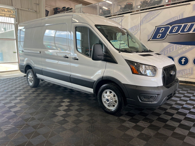 2025 Ford Transit Cargo Van TRANSIT 250 MR CARGO | LOAD AREA PRO in Cars & Trucks in Lloydminster - Image 2