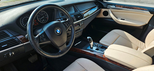 2012 BMW X5 35i in Cars & Trucks in Ottawa - Image 3