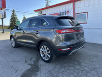 AWD | HEATED AND COOLED LEATHER SEATS This 2017 Lincoln MKC Select AWD is a compact luxury SUV offer... (image 5)
