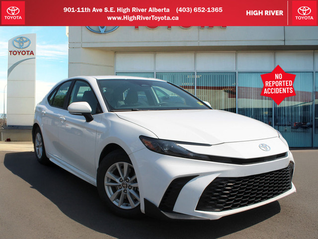 Toyota Camry SE 2025 in Cars & Trucks in Calgary