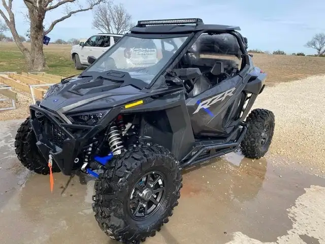 2022 POLARIS RZR PRO XP ULTIMATE (FINANCING AVAILABLE) in ATVs in Strathcona County - Image 4