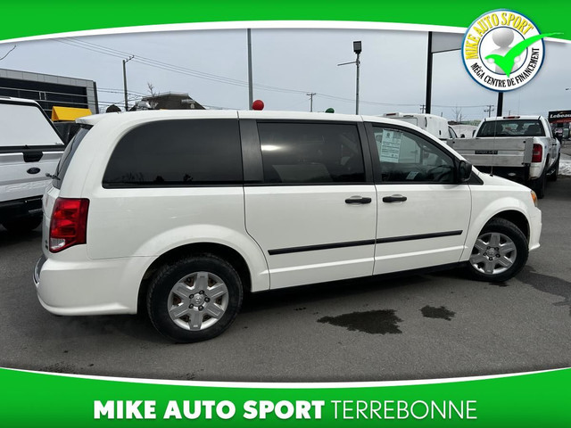 RAM Cargo Van Empattement de 119 po 2012 à vendre in Cars & Trucks in Laval / North Shore - Image 4