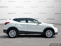 Unrivaled versatility for your active life. This 2017 Nissan Qashqai, boasting a low 88,778 km, seam... (image 7)